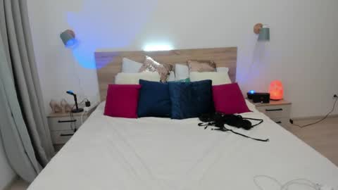 Snapshot of kate_redgar chatting on 10-10-25, 08:24 kate_redgar online show from 10-10-25, 08:24