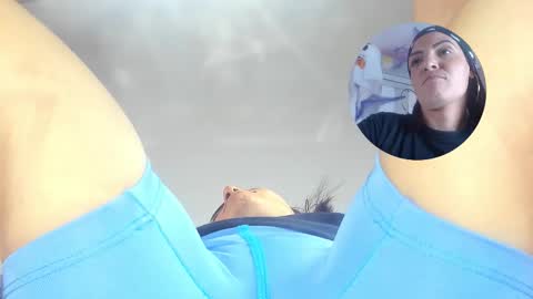 kate_roose online show from 10-22-25, 10:31