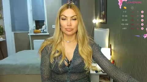 Therapist online show from 02-09-26, 06:34