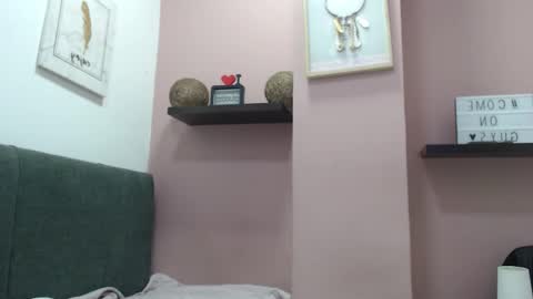 Kari online show from 12-01-25, 01:27