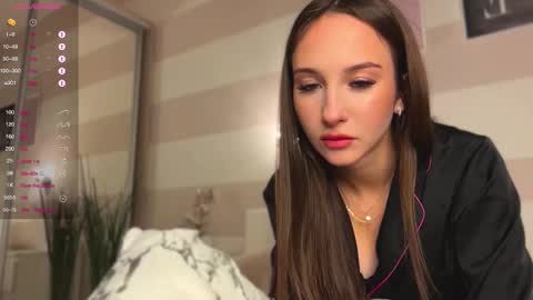 Kate online show from 09-30-25, 05:29