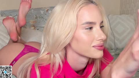 Snapshot of katebremar chatting on 12-12-24, 11:14 online show from 12-12-24, 11:14