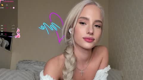 Snapshot of katebremar chatting on 01-22-25, 12:06 online show from 01-22-25, 12:06