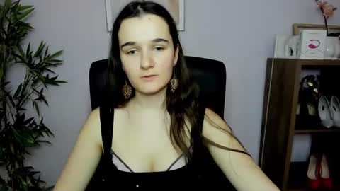 Snapshot of katedesire chatting on 02-02-25, 02:13 Kate online show from 02-02-25, 02:13