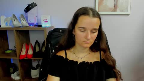 Snapshot of katedesire chatting on 09-20-25, 06:36 Kate online show from 09-20-25, 06:36