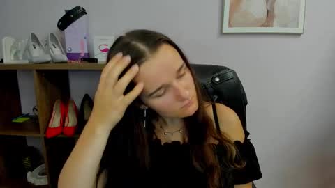 Snapshot of katedesire chatting on 09-21-25, 06:37 Kate online show from 09-21-25, 06:37