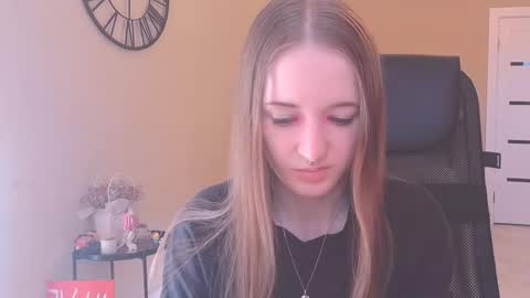 katekayer online show from 10-04-25, 11:19