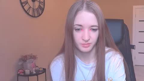 katekayer online show from 10-07-25, 08:33