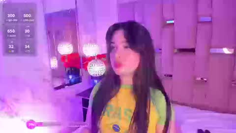 Snapshot of kateleeh_ chatting on 09-26-25, 10:14 Kate online show from 09-26-25, 10:14