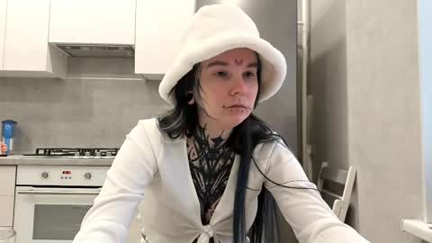 Milana online show from 01-19-26, 07:01