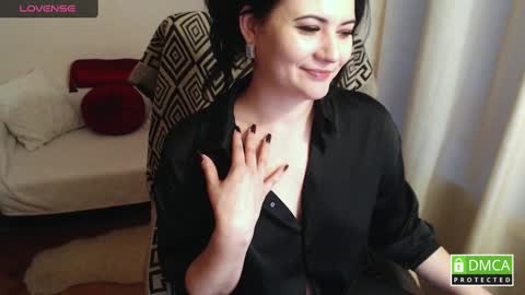 Snapshot of katelynwinehouse chatting on 01-10-25, 02:13 Katelyn online show from 01-10-25, 02:13