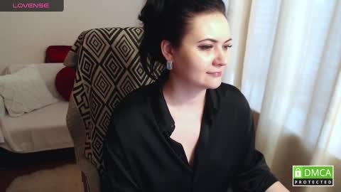 Snapshot of katelynwinehouse chatting on 01-28-25, 11:28 Katelyn online show from 01-28-25, 11:28