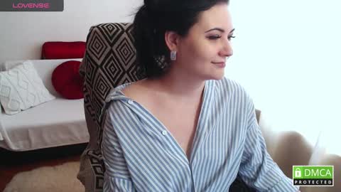 Snapshot of katelynwinehouse chatting on 02-05-25, 11:23 Katelyn online show from 02-05-25, 11:23