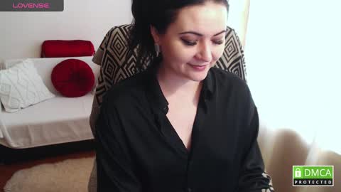 Snapshot of katelynwinehouse chatting on 02-08-25, 11:22 Katelyn online show from 02-08-25, 11:22