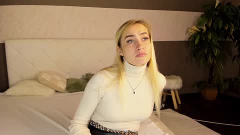KateOwyns online show from 12-02-24, 01:02
