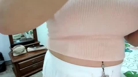 Snapshot of katerinamilf_ chatting on 10-27-25, 12:20 kata online show from 10-27-25, 12:20