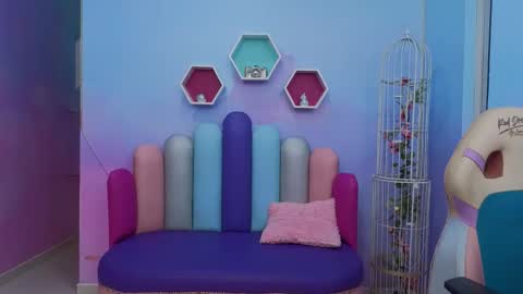 Kate Skinny  online show from 01-10-26, 11:34