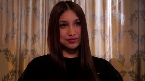 Snapshot of katharynflaig chatting on 04-14-26, 07:25 OLIVIA online show from 04-14-26, 07:25