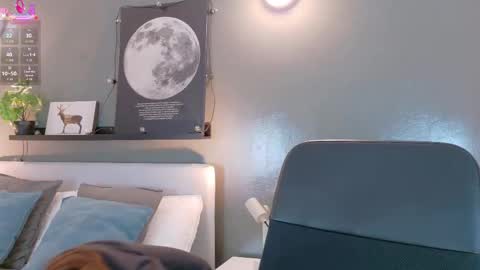 K A T H E  online show from 09-18-25, 11:45