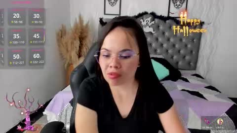 kathh_latorre online show from 10-22-25, 02:17