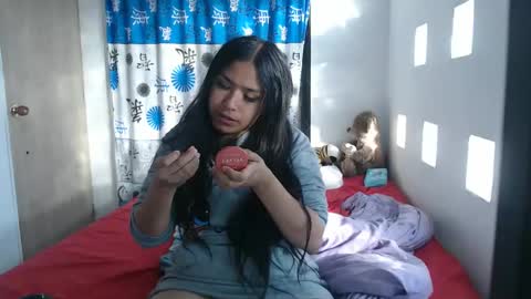  K A T H I E  online show from 01-13-25, 12:02