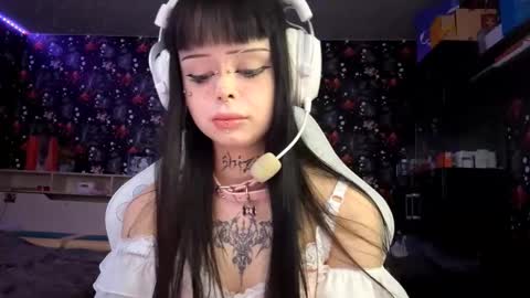 Luna online show from 03-01-26, 01:35