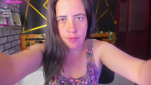 Paola online show from 12-04-24, 04:05