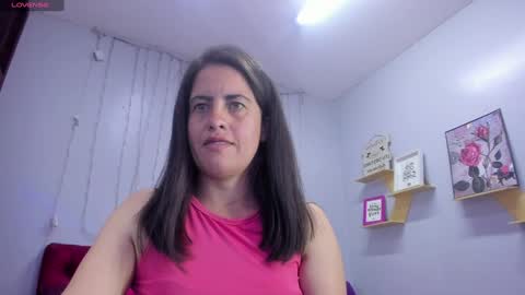 Paola online show from 01-16-25, 03:35