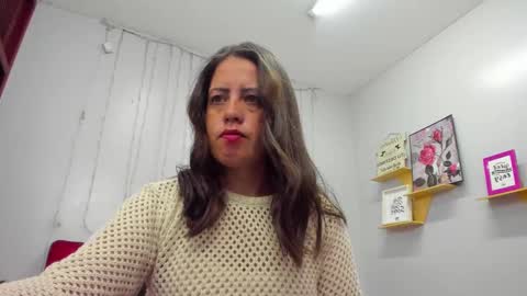 Paola online show from 03-03-25, 12:48
