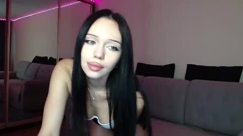 KathrineBerry online show from 09-28-25, 06:19