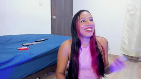 katalina y Daniel online show from 03-07-25, 08:11
