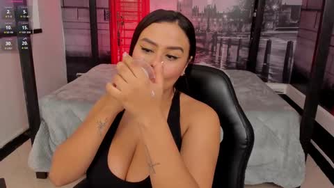 Katia online show from 10-23-25, 10:36