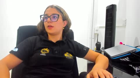 Khaterine online show from 12-22-24, 07:52