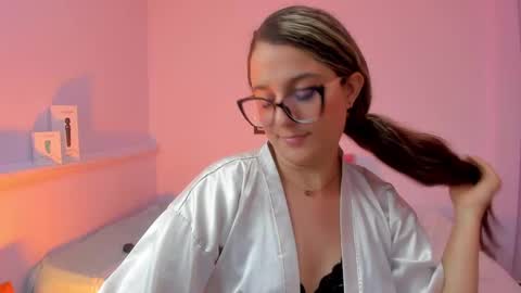 Khaterine online show from 03-11-25, 03:56