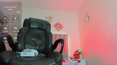 Katia  online show from 11-21-25, 11:31