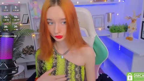 Katia  online show from 01-12-25, 06:28