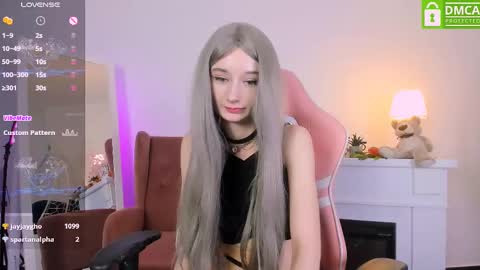 Katia  online show from 02-20-25, 09:33