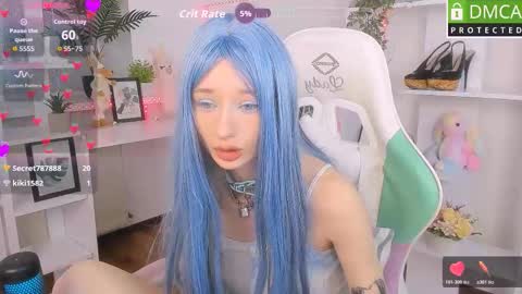 Katia  online show from 10-18-25, 05:43