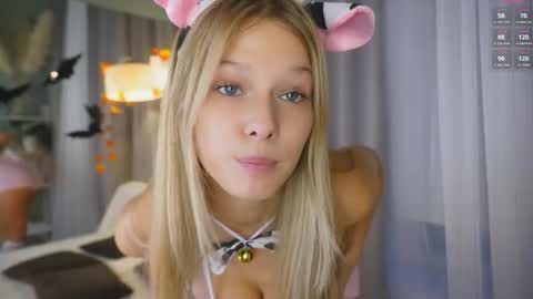 Snapshot of katie_dierse chatting on 10-27-25, 01:37 Katie online show from 10-27-25, 01:37