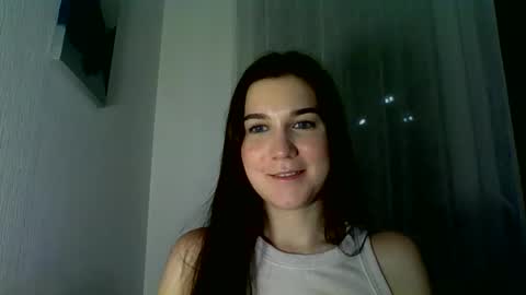 katie_foxi online show from 10-30-25, 04:30