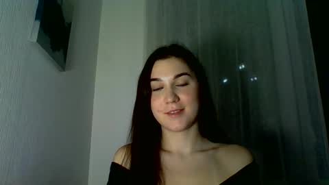 katie_foxi online show from 10-31-25, 06:09