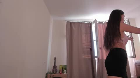 Snapshot of katie_ness chatting on 01-09-25, 11:36 Kate online show from 01-09-25, 11:36