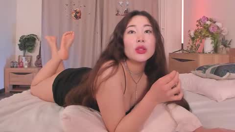 Snapshot of katie_ness chatting on 11-30-25, 03:16 Kate online show from 11-30-25, 03:16