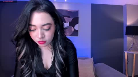 katieangel1 online show from 10-12-25, 11:31