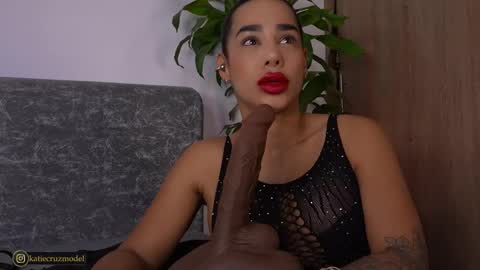 Katie online show from 01-18-26, 10:41