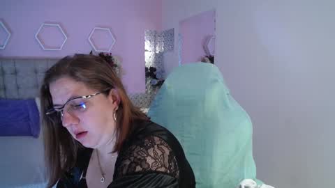 Katherine online show from 12-31-24, 12:04