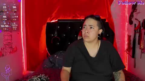 SHARON  KATIEE online show from 12-17-25, 11:49