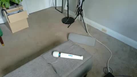 Snapshot of katieericson13 chatting on 10-21-25, 07:47 Kate online show from 10-21-25, 07:47