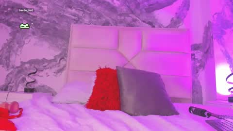 Katie online show from 01-31-25, 02:04