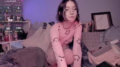 Snapshot of katkittykate chatting on 10-18-25, 05:25 katkittykate online show from 10-18-25, 05:25